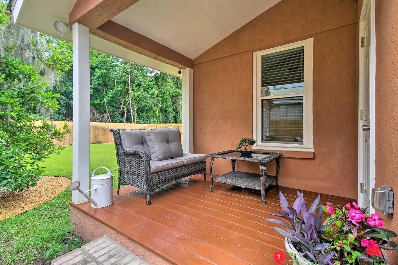 Updated Savannah Hideaway With Luxury Backyard! 0*,